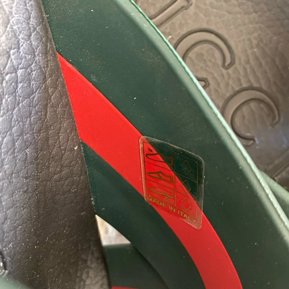 Gucci Red and Green Men's Sandals - Picture 8 of 16